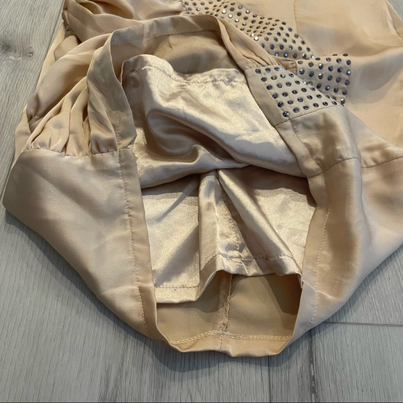 NWT PEPPE PELUSO Golden-Cream Satin Riveted Sleeveless Mini Evening Dress Size M - Picture 6 of 13